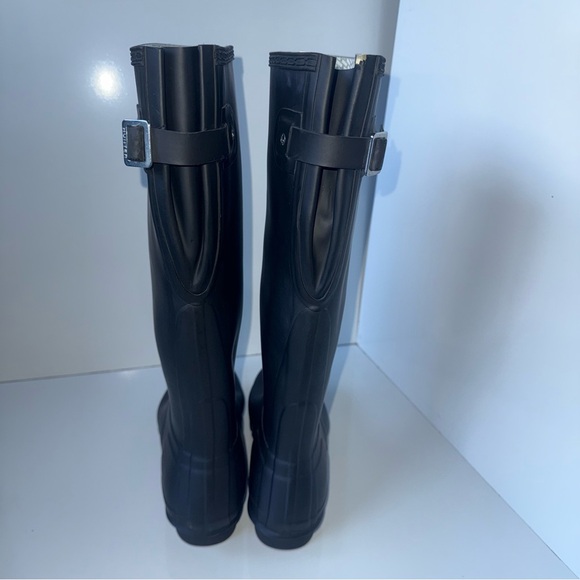 HUNTER Women's Black Original Tall Rain Boot size 9 - Picture 5 of 6